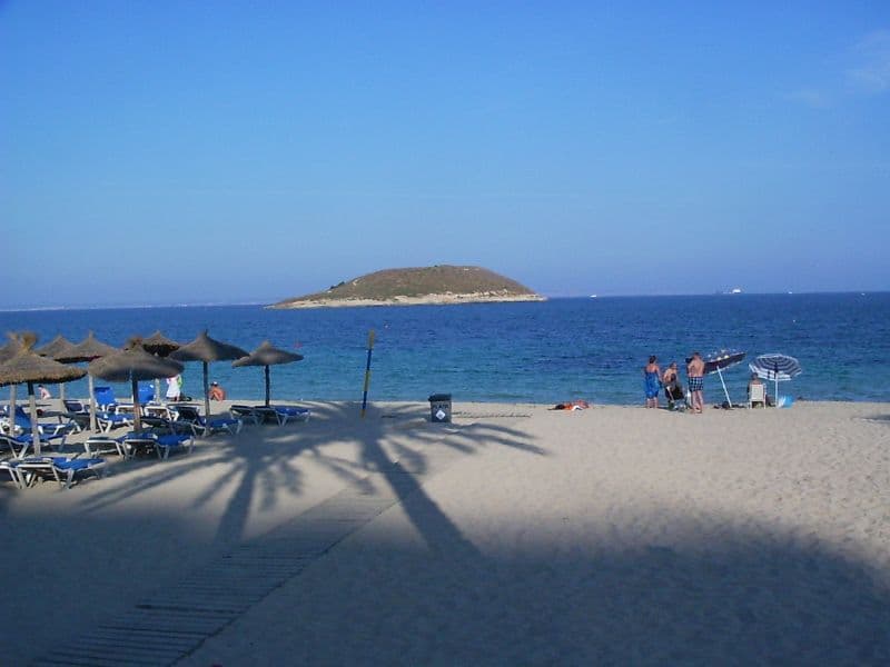 Platja de Magaluf — Magaluf beach - panoramio.jpg